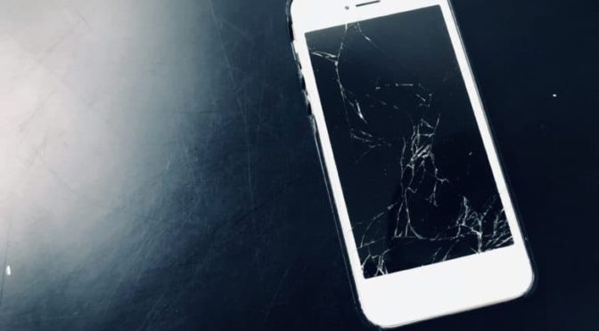 iPhone SE 1st  Generation Screen Repair Expert Brisbane | Yorit Solutions