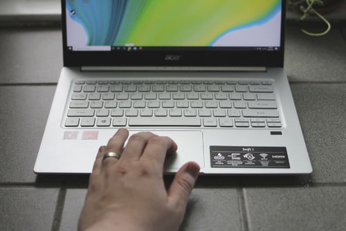 Dell Axim Laptop Screen Repair Expert Brisbane | Yorit Solutions