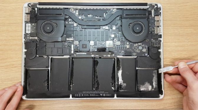 Apple MacBook Pro Battery Replacement